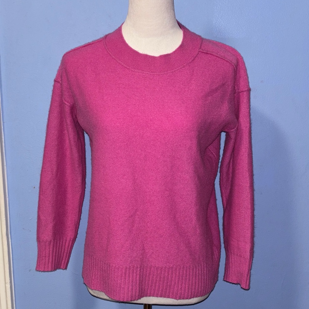 Anthropologie Pilcro 100% Cashmere Fuchsia Crew Neck Sweater